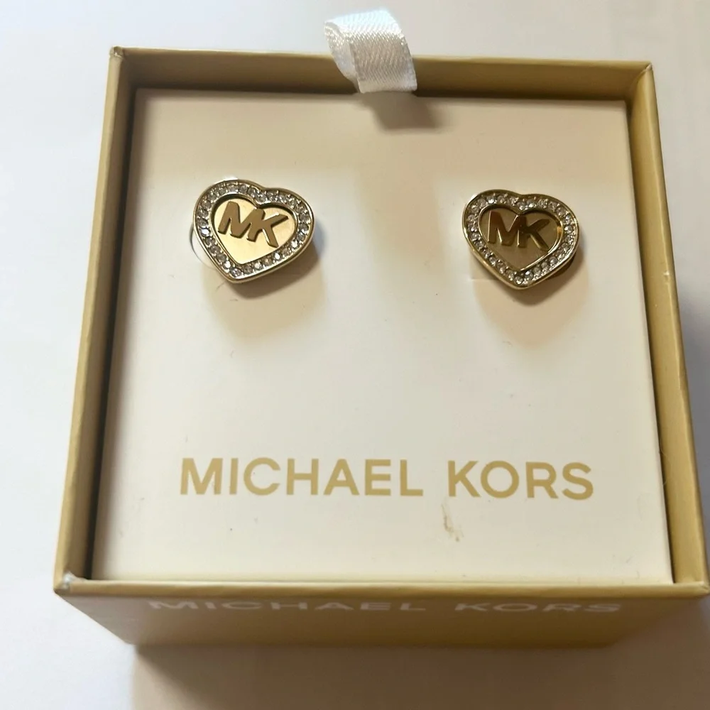 Michael Kors Pave Heart Stud Earrings - Picture 3 of 4